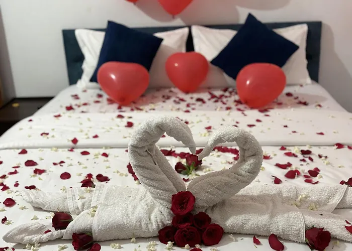 Holiday Villa And Hayat Residency