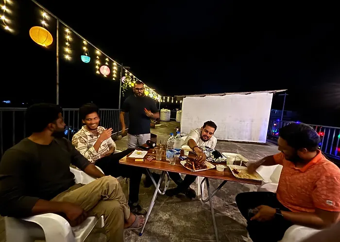 Holiday Villa And Hayat Residency