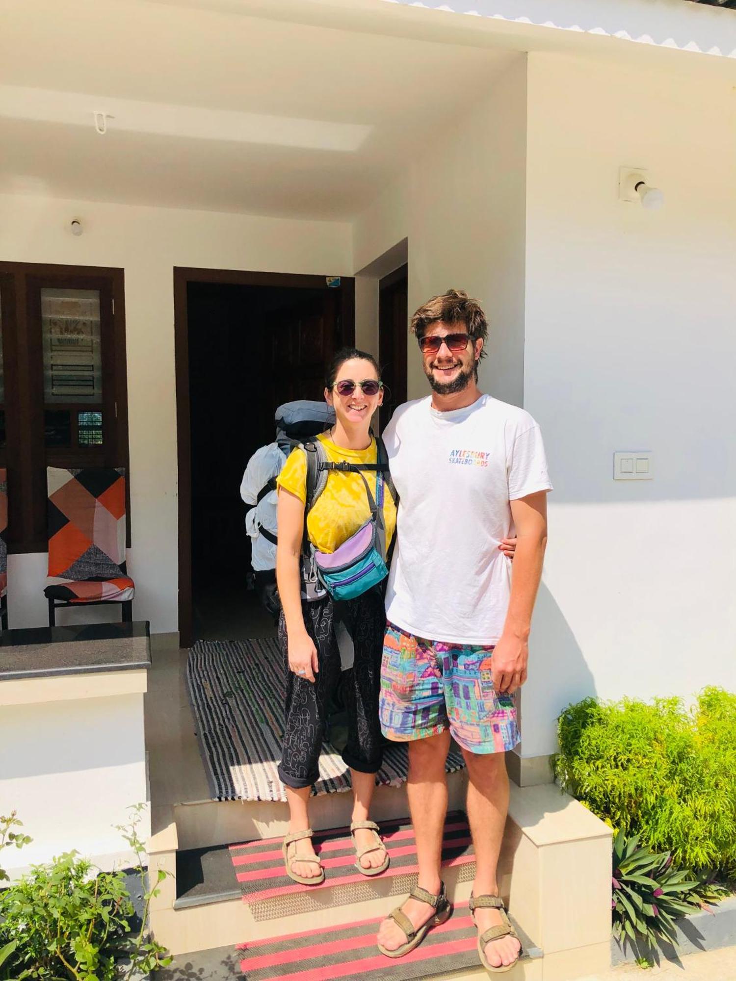 Homestay And Hayat Residency *