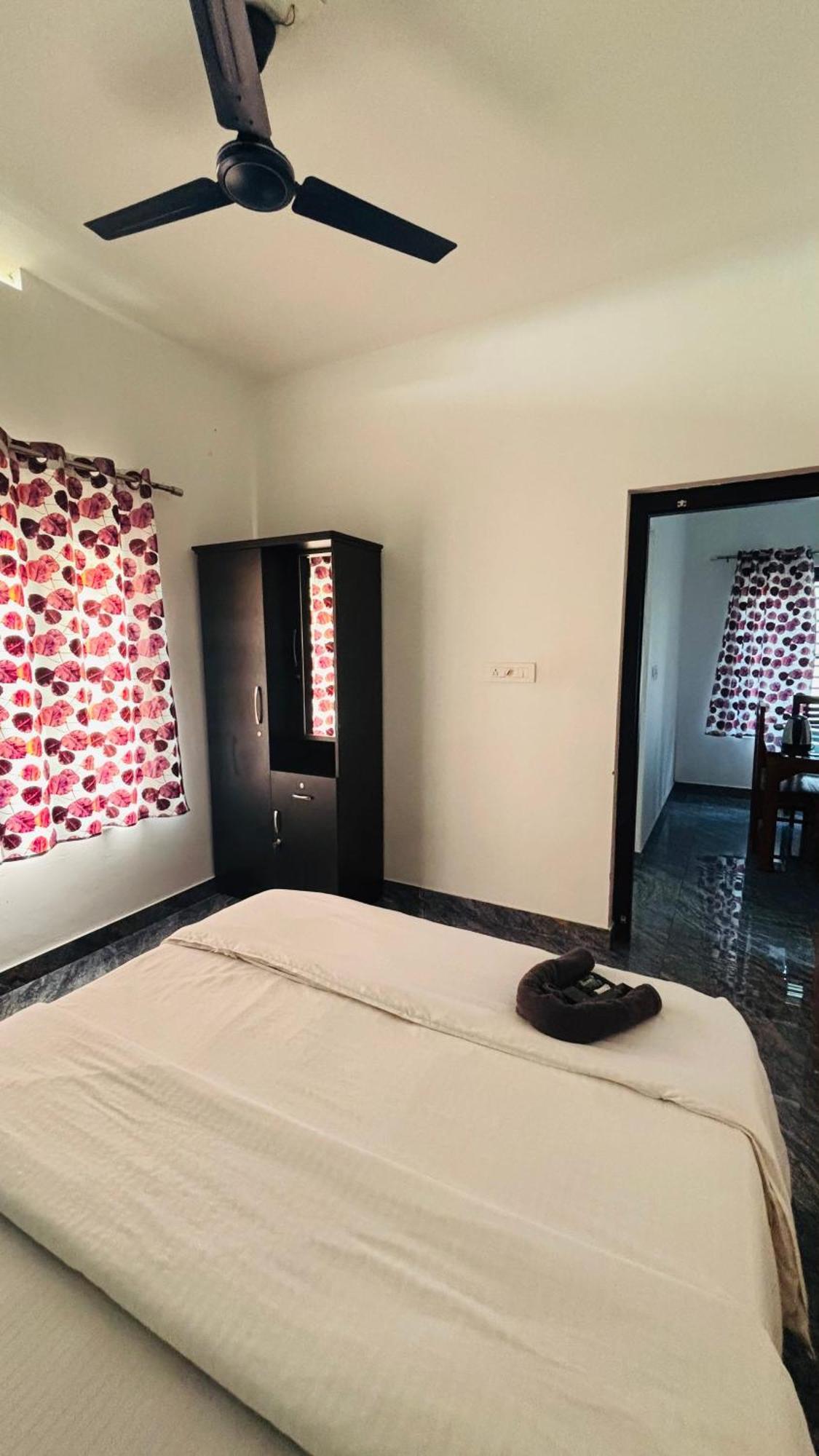 And Hayat Residency Homestay Kalpetta